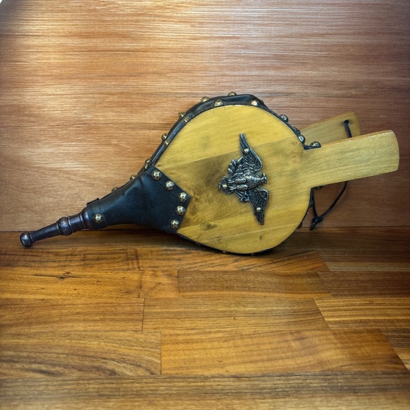 Vintage LEATHER & Wood BELLOW Fireplace Blower Fan Metal EAGLE emblem 14” Long - Picture 2 of 8